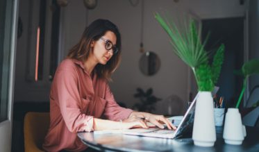 Lady working on laptop_feature image